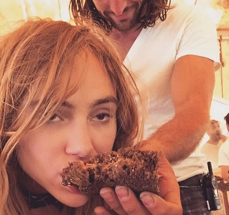 Suki Waterhouse beautiful actress pic