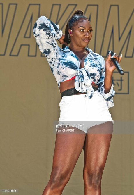 Aya Nakamura star perfect image