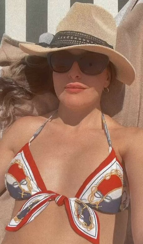 influencer girls onlyfans sexy images