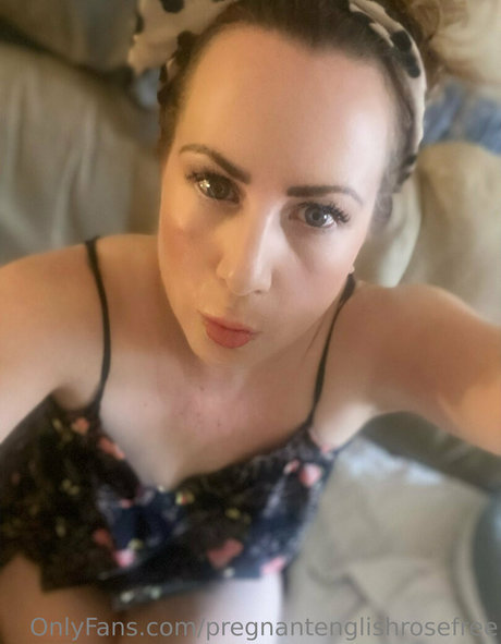 pregnantenglishrosefree star nudes pictures