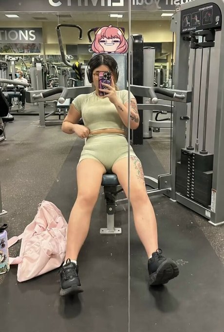 18 year old onlyfans free image