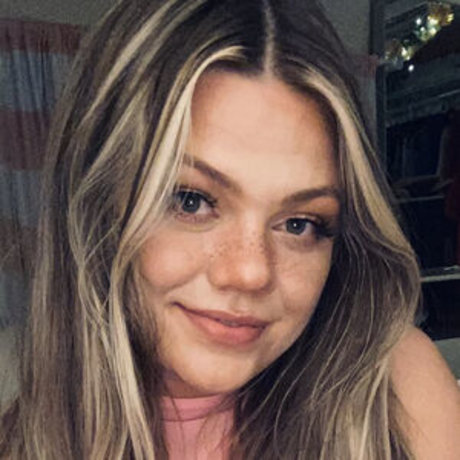 Lindsywood star adult pic