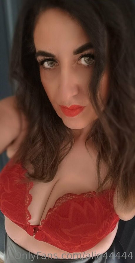 alig44444 sex actress gallery