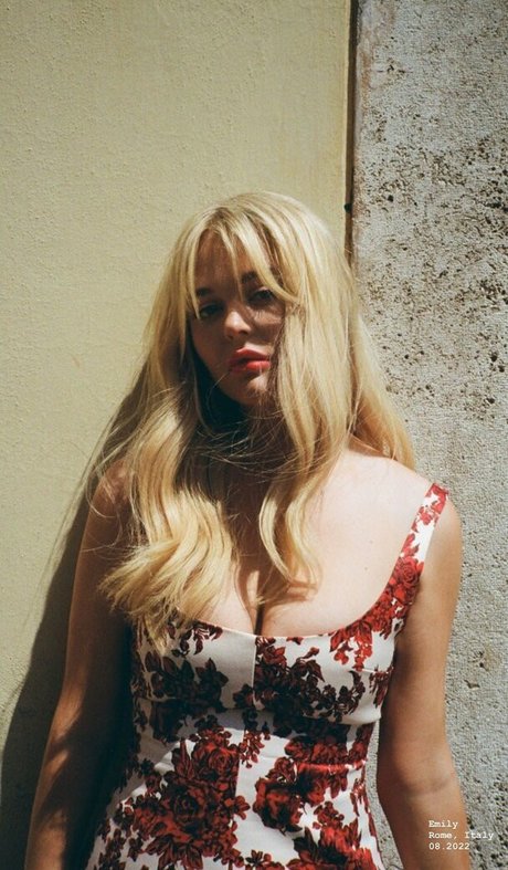 Emily Lind best model picture