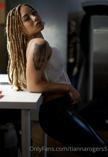 Tiannarogers5 sex actress gallery