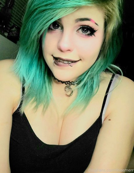 the merr cat model sex photos