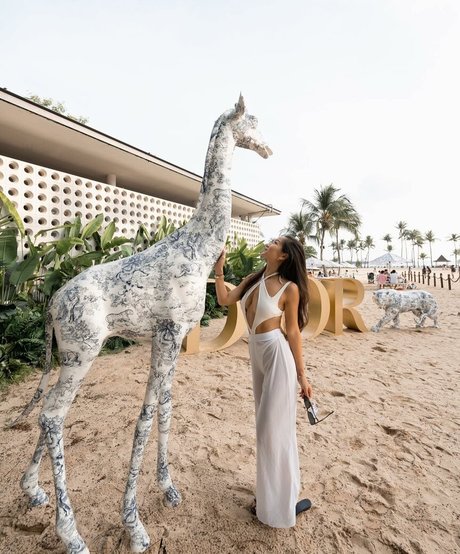 Novita Lam pornstar nudes img