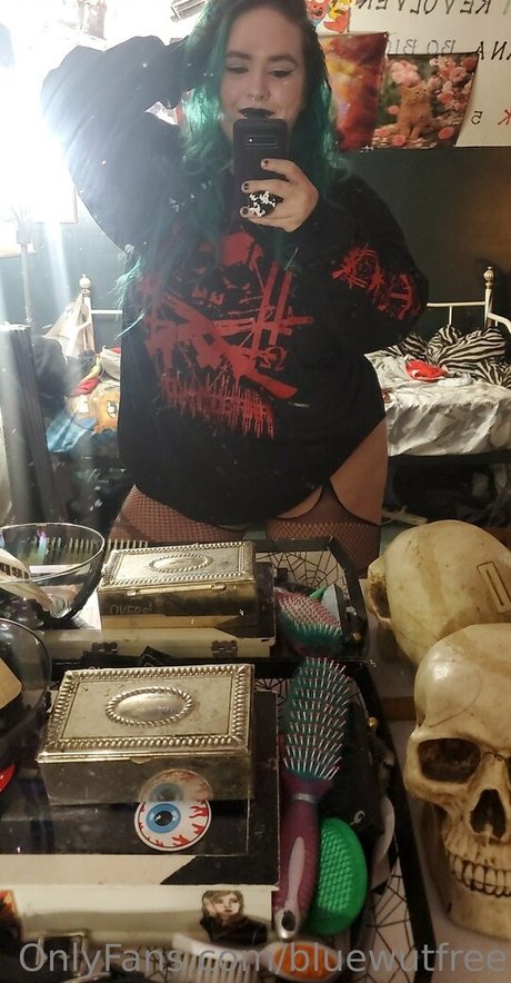 bluewutfree Profile photo