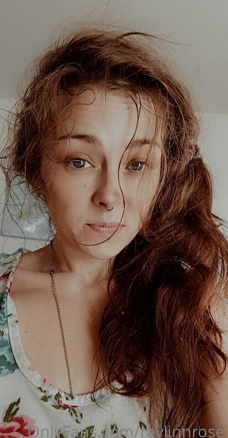raylinnrose model sexy gallery