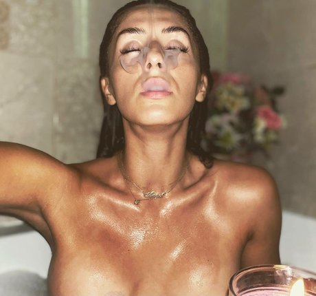 Adalline art star pictures