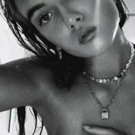 Cnudyart free actress photos