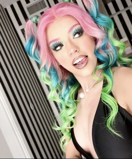 Koala Puffs xxx pornstar image