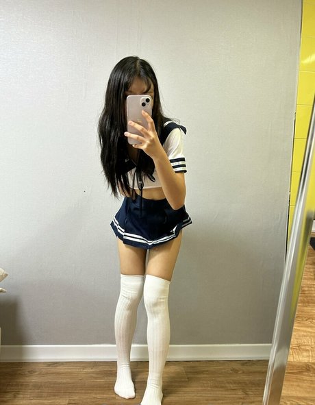 katelovemate sexy model image