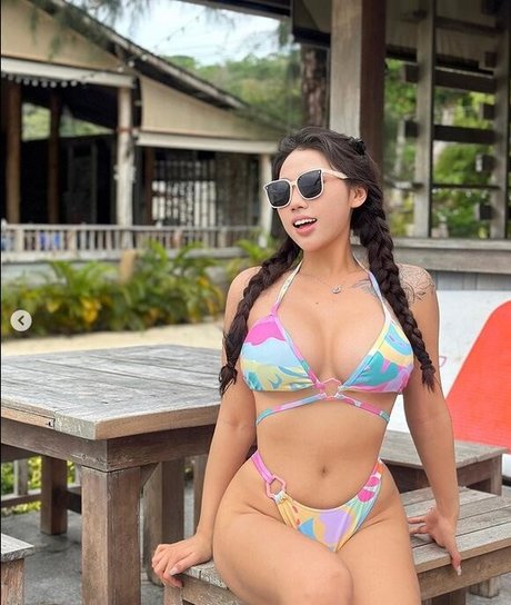 Stella Xu model pornographic images