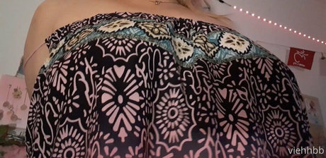 busty redhead teen onlyfans nude images