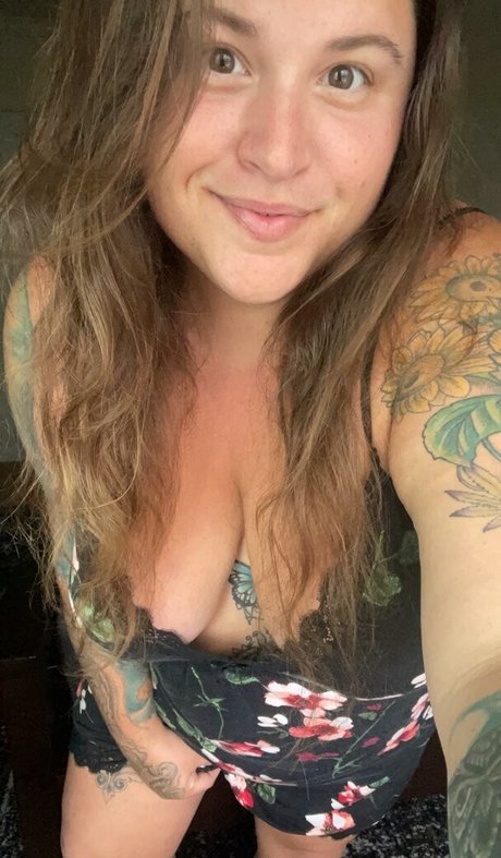 HandfulHeather hot model pictures