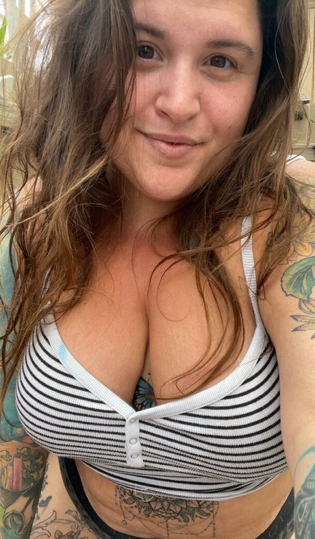 HandfulHeather pornstar beautiful img