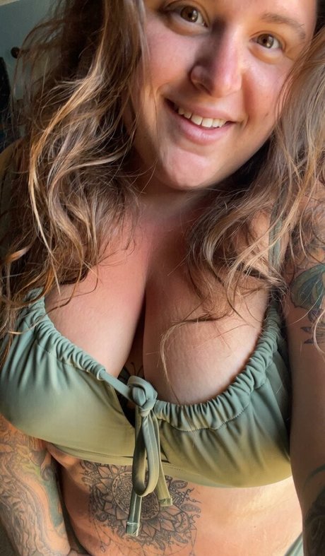 HandfulHeather pretty model gallery