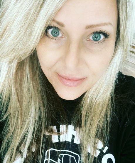 mature solo onlyfans free nude galleries