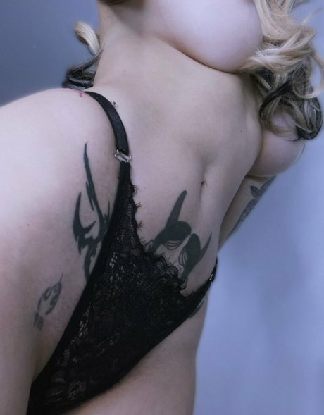 katxrox model perfect picture