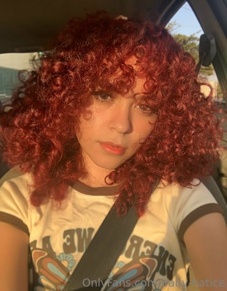 baby hatice naked star photo