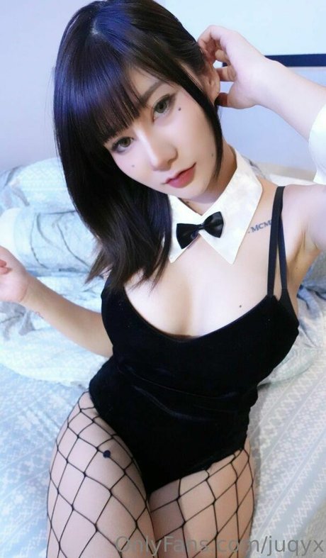 Juqyx pornstar erotic pic