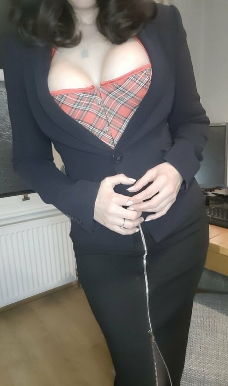 Corporate Tease pornstar top img