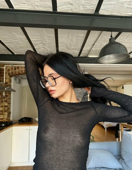 molly jackson vip model sexy image