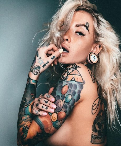 black female onlyfans free naked picture