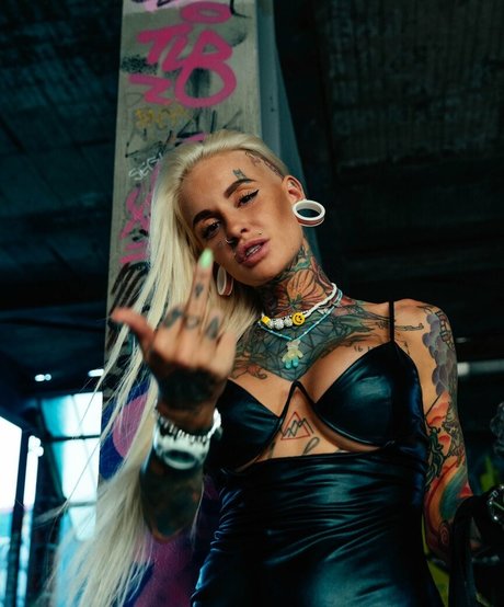 Bantik Boy model sexy archive