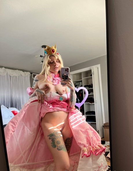 imsadspice model pretty pic