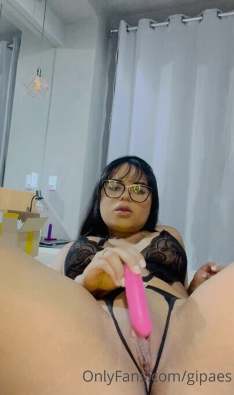 brazilian big tits onlyfans top pictures