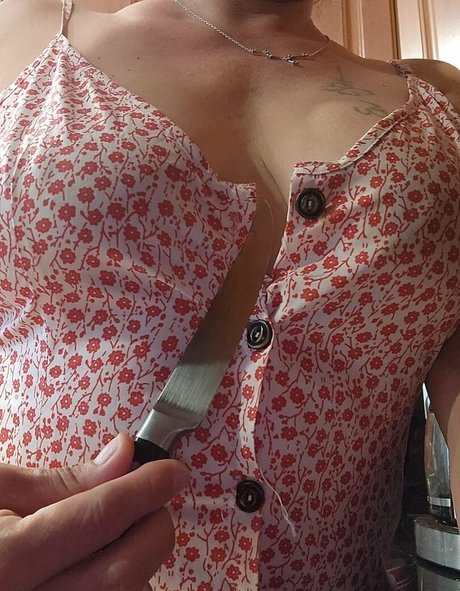 Lovebush1313 adult model img