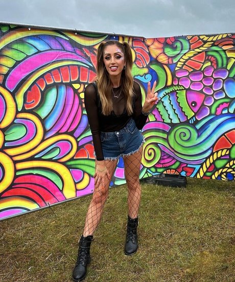 Rezzy Ghadjar pornographic star pic