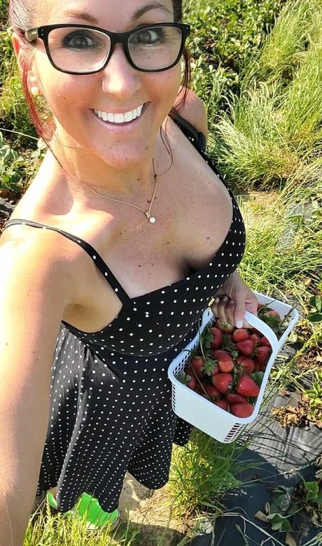 Mandy Majors pornstar hot gallery