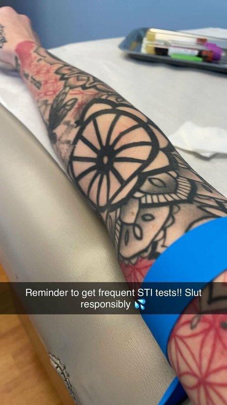 ellabarnettvip adult actress galleries