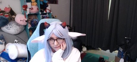 Leycantplay nudes actress img