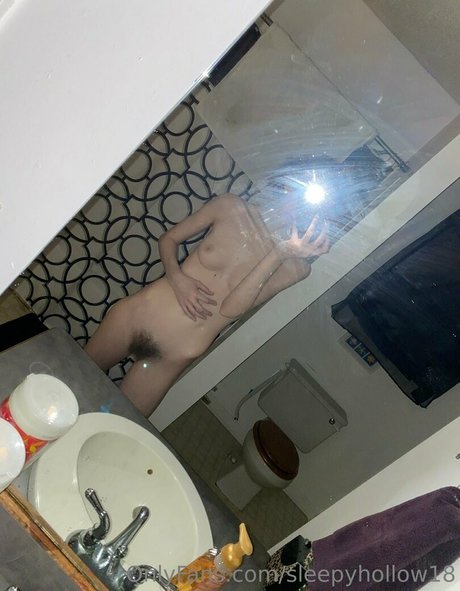 sleepyhollow18 naked star archive