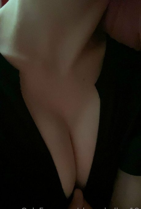 sleepyhollow18 sexy star galleries