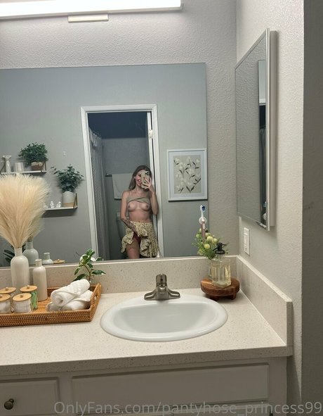 pantyhose princess99 free pornstar image