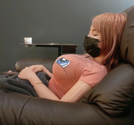 janie lin naked actress gallery