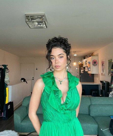 Aulii Cravalho pornstar hot photos