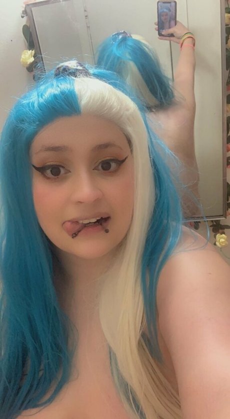 spikezombie pretty pornstar img