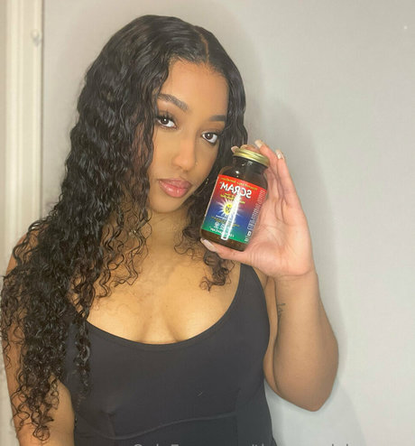 theremedybyreyna art star img