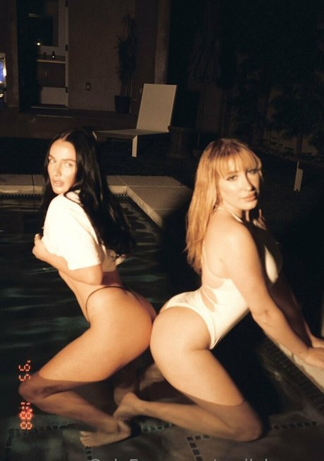 emilykernsx erotic model photos