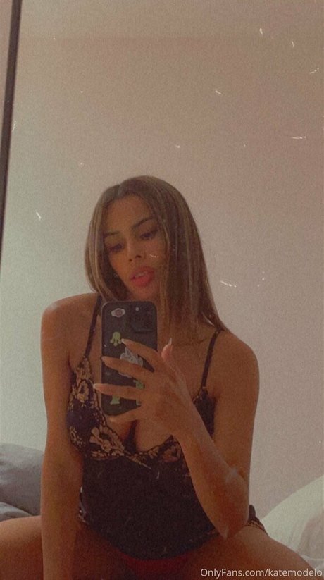 katemodelo high quality star img