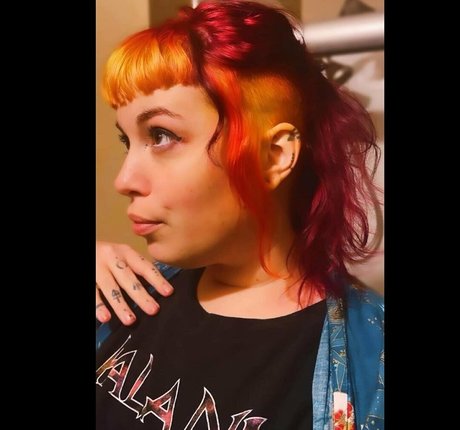 doethebrat naked actress image