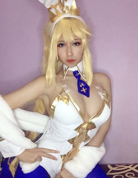 Refeen pornographic model archive