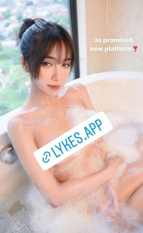 small tits asian onlyfans exclusive pics