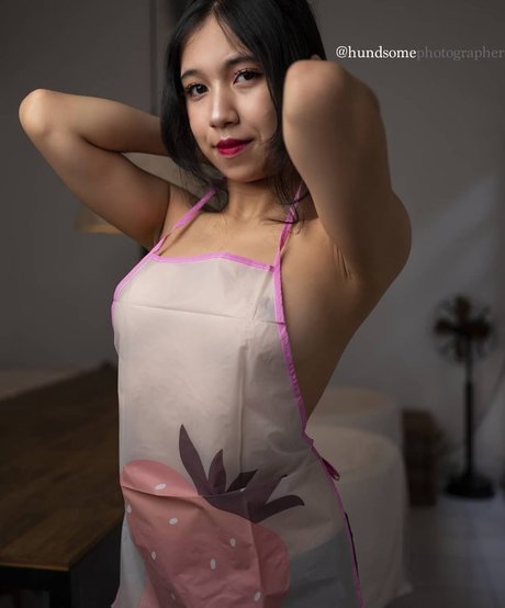 babe brunette onlyfans adult pictures